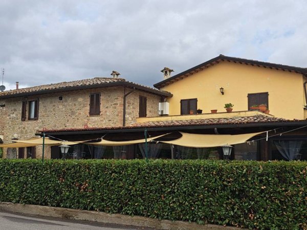 casa indipendente in vendita a Perugia in zona Ponte Pattoli
