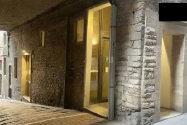 negozio in vendita a Perugia in zona Centro Città