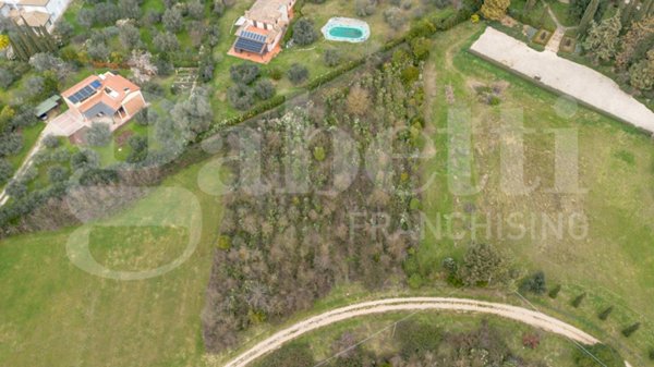 terreno agricolo in vendita a Perugia in zona Montebello