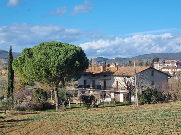 appartamento in vendita a Perugia in zona Mugnano