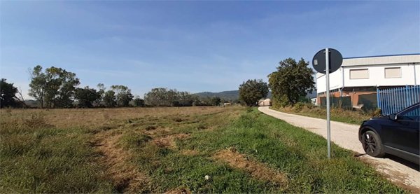 terreno edificabile in vendita a Perugia in zona Fontignano