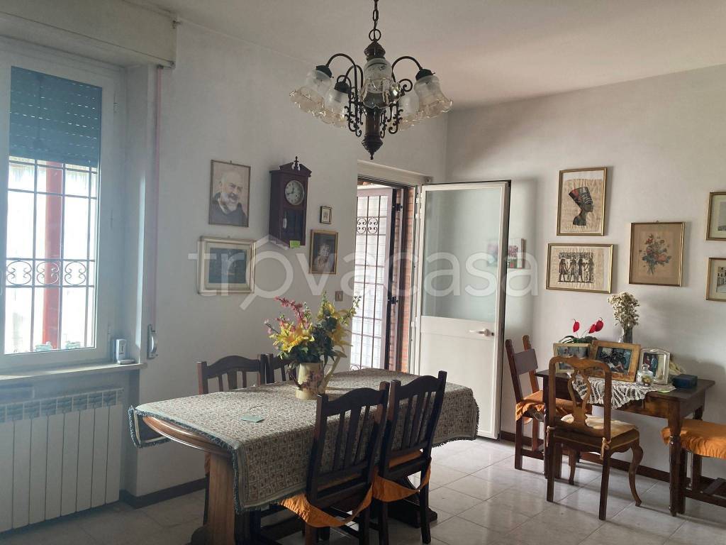 casa indipendente in vendita a Perugia in zona Filosofi