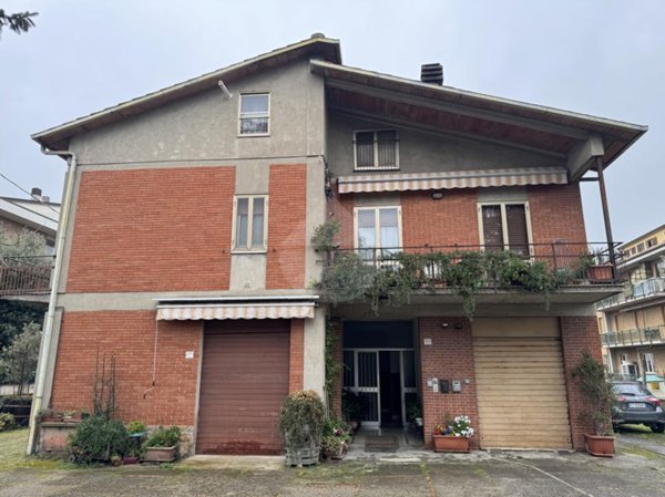 casa indipendente in vendita a Perugia in zona Centro Città