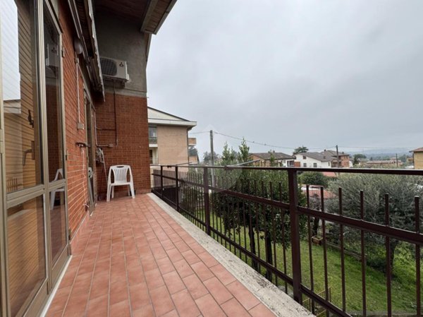 casa indipendente in vendita a Perugia in zona Centro Città