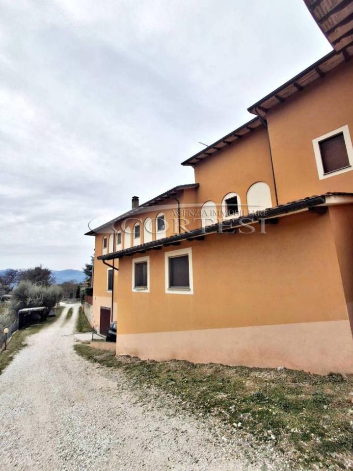 appartamento in vendita a Perugia in zona Casa del Diavolo