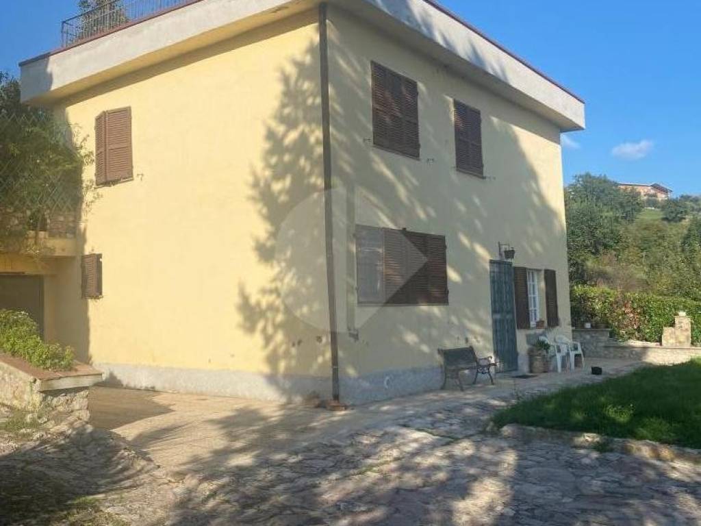 casa indipendente in vendita a Perugia in zona San Marco
