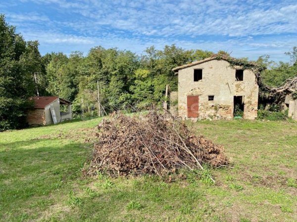 casa indipendente in vendita a Perugia in zona Centro Città