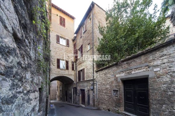 appartamento in vendita a Perugia in zona Centro Città