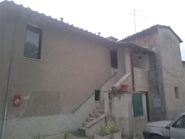 casa indipendente in vendita a Perugia in zona Sant'Andrea delle Fratte
