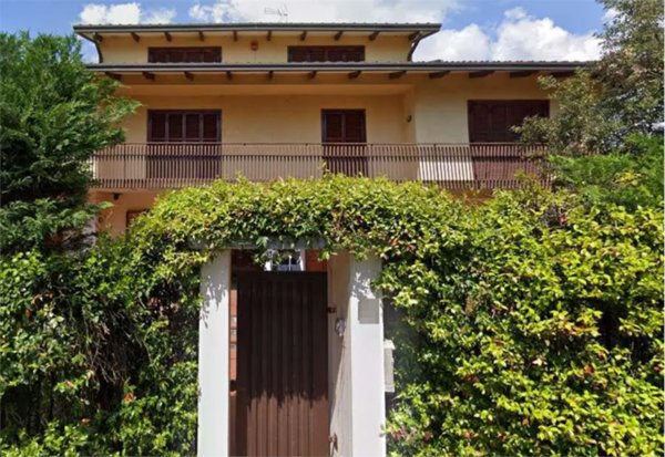 casa indipendente in vendita a Perugia