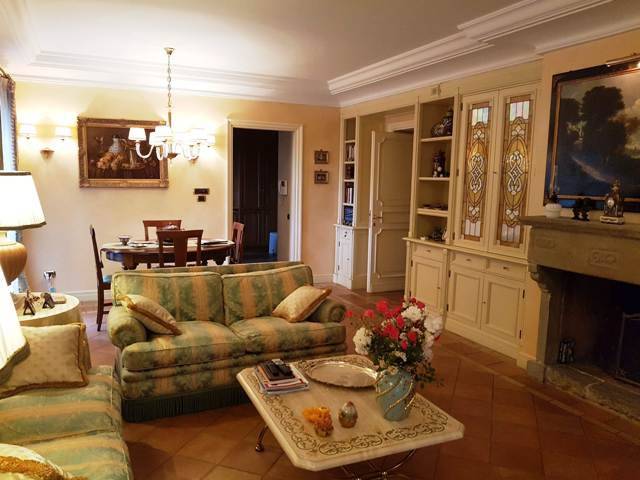 casa indipendente in vendita a Perugia in zona Centro Città