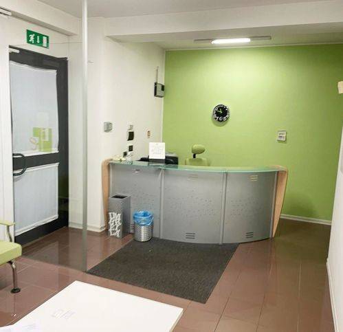 ufficio in vendita a Perugia in zona Santa Lucia