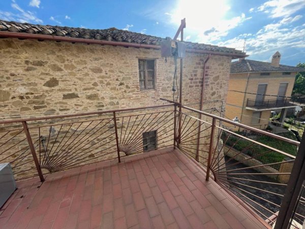 appartamento in vendita a Perugia in zona Castel del Piano