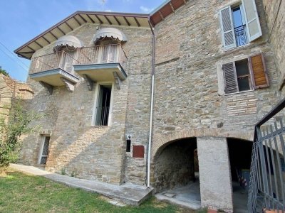 casa indipendente in vendita a Perugia in zona Pianello