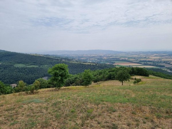 terreno agricolo in vendita a Perugia in zona Sant'Egidio