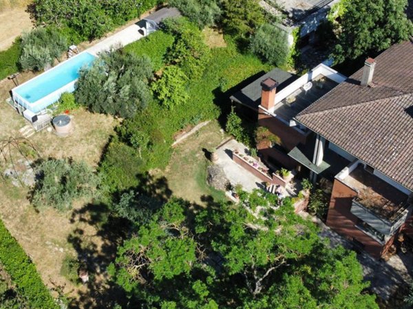 casa indipendente in vendita a Perugia in zona Elce