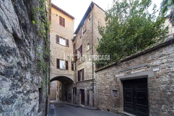 appartamento in vendita a Perugia in zona Centro Città
