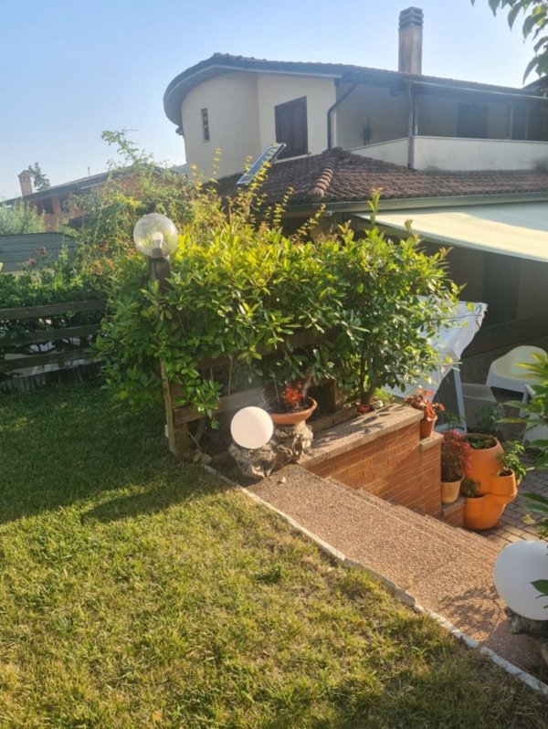 casa indipendente in vendita a Perugia in zona San Marco