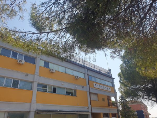 ufficio in vendita a Perugia in zona Prepo