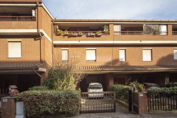 casa indipendente in vendita a Perugia in zona Ferro di Cavallo