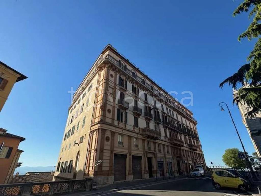 appartamento in vendita a Perugia in zona Centro Città