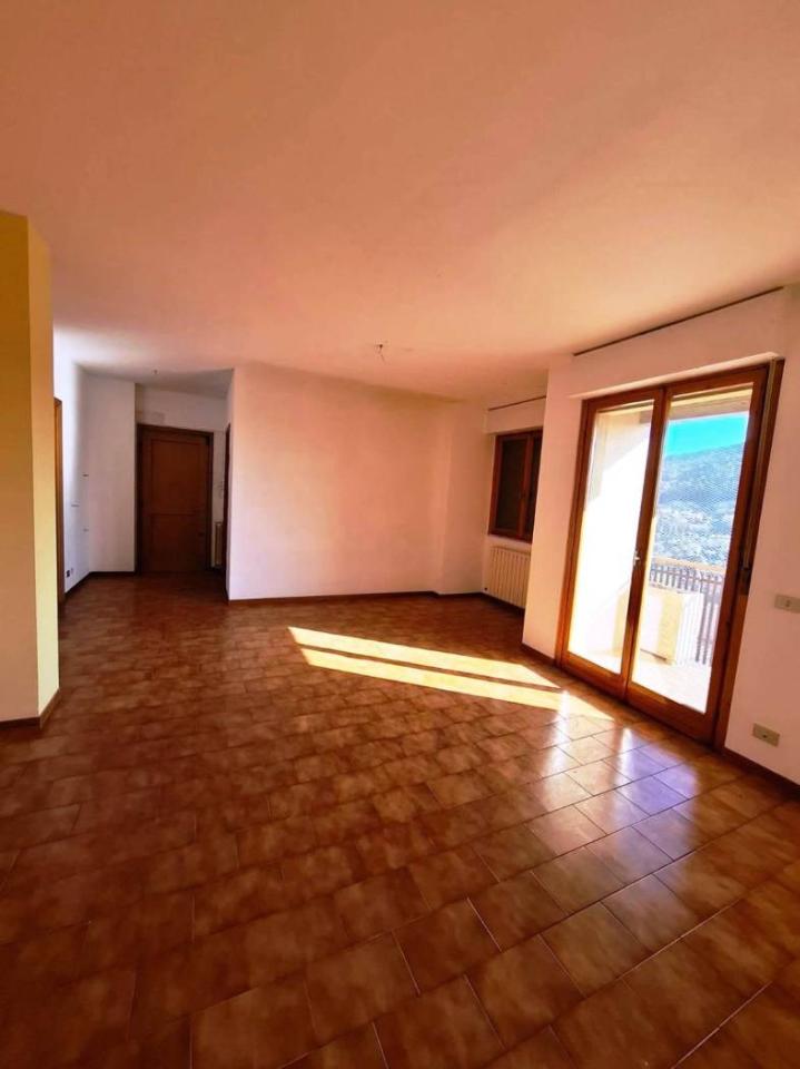 appartamento in vendita a Perugia in zona Ferro di Cavallo