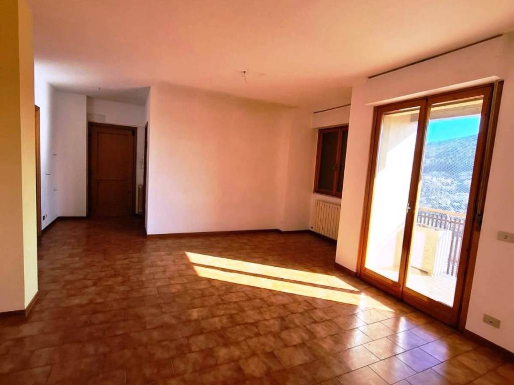 appartamento in vendita a Perugia in zona Ferro di Cavallo