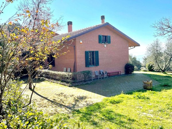casa indipendente in vendita a Perugia in zona Elce