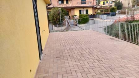 casa indipendente in vendita a Perugia in zona Fontignano
