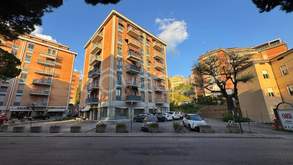 appartamento in vendita a Perugia in zona Elce