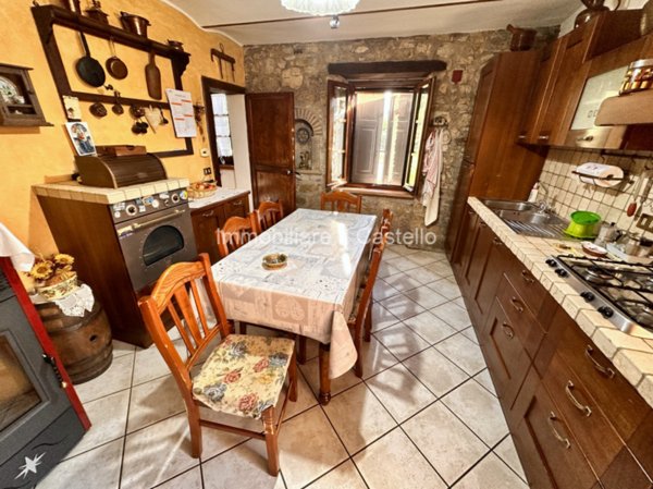 casa indipendente in vendita a Perugia in zona San Giovanni del Pantano