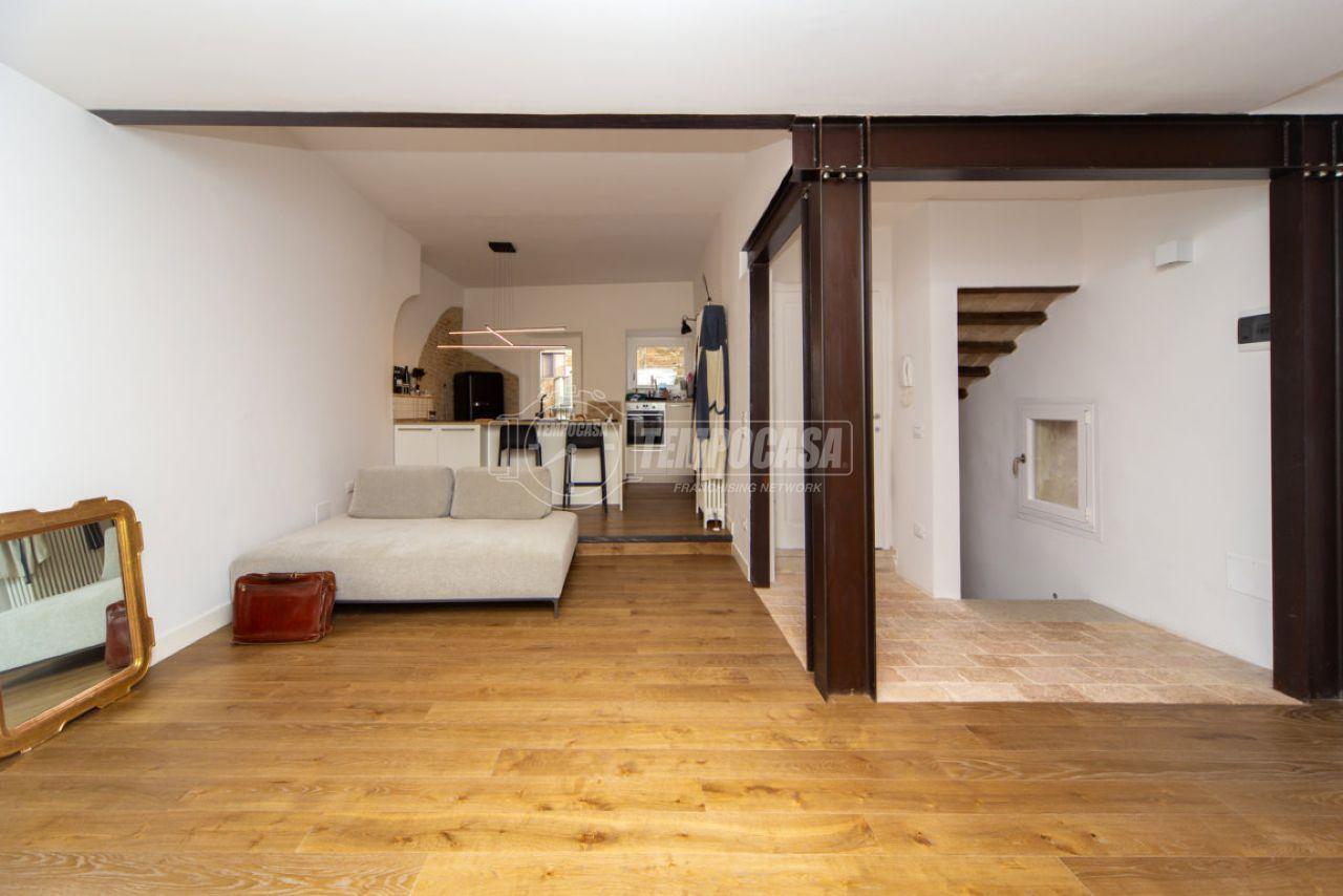 appartamento in vendita a Perugia in zona Centro Città