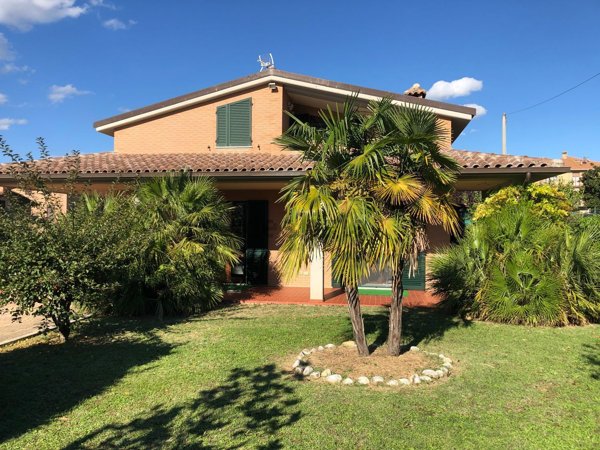 casa indipendente in vendita a Perugia