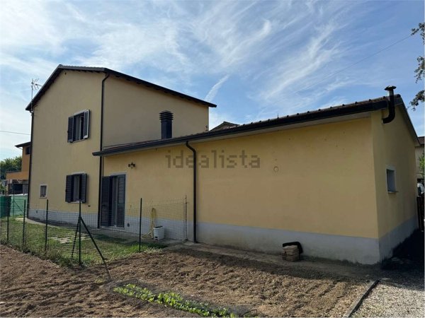 casa indipendente in vendita a Perugia in zona Santa Maria Rossa