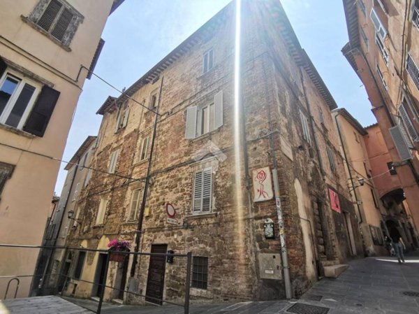 appartamento in vendita a Perugia in zona Centro Città