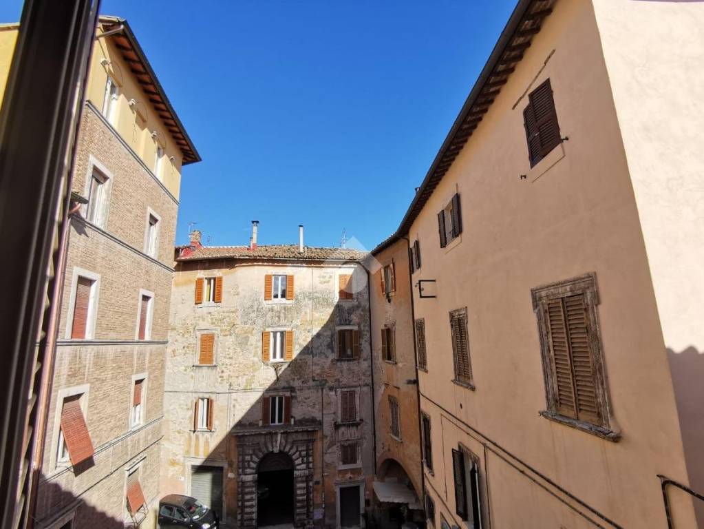 appartamento in vendita a Perugia in zona Centro Città