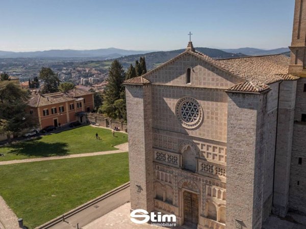 appartamento in vendita a Perugia in zona Centro Città