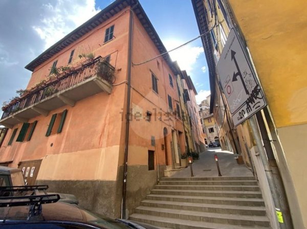 appartamento in vendita a Perugia in zona Centro Città