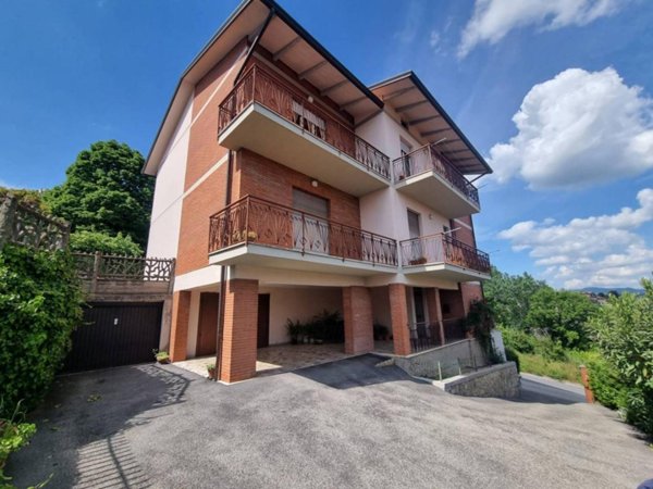 casa indipendente in vendita a Perugia in zona Ponte Felcino