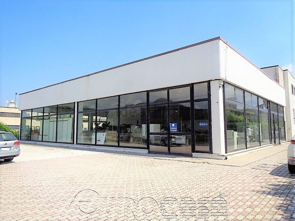 ufficio in vendita a Perugia in zona Centro Città