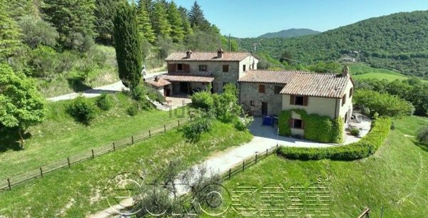 casale in vendita a Perugia