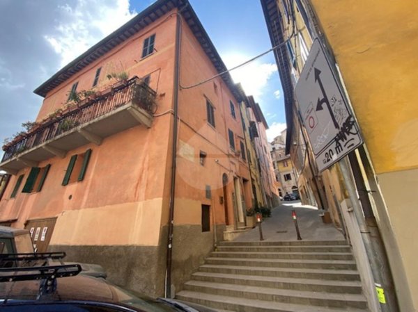 appartamento in vendita a Perugia in zona Centro Città