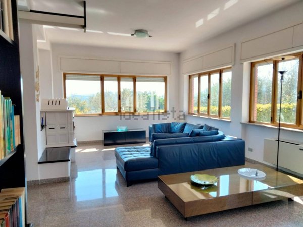 casa indipendente in vendita a Perugia in zona Monteluce