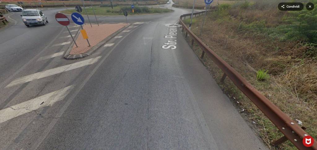 negozio in vendita a Perugia in zona Lacugnano