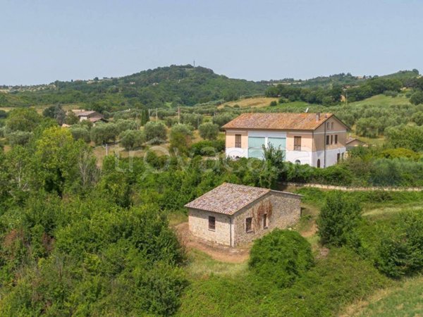 casa indipendente in vendita a Perugia in zona Ponte Felcino
