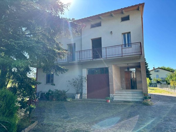 casa indipendente in vendita a Perugia in zona Casa del Diavolo