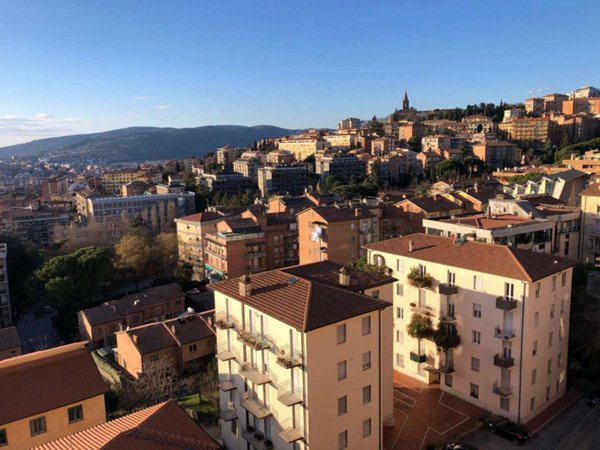 appartamento in vendita a Perugia in zona Centro Città