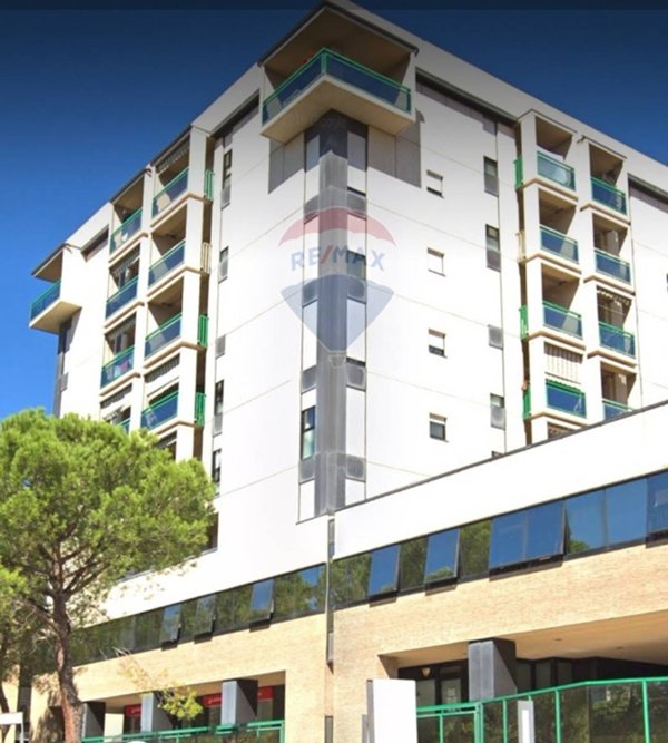 ufficio in vendita a Perugia in zona Madonna Alta