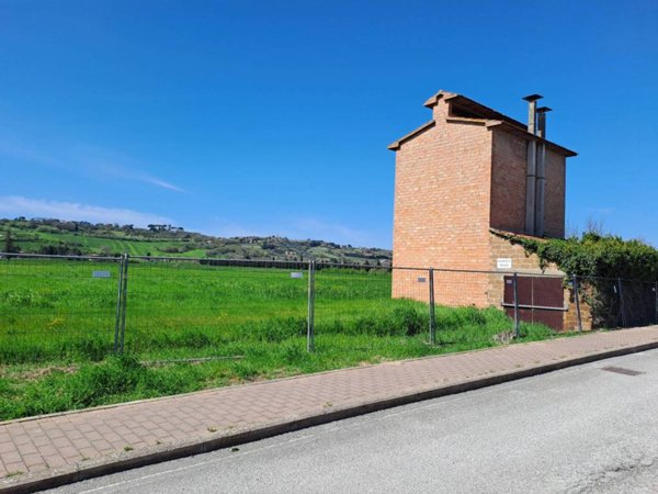 terreno agricolo in vendita a Perugia in zona San Martino In Campo