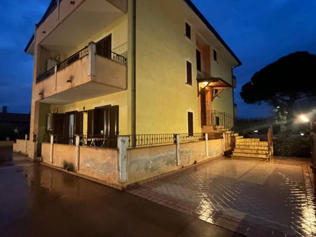 appartamento in vendita a Perugia in zona Collestrada